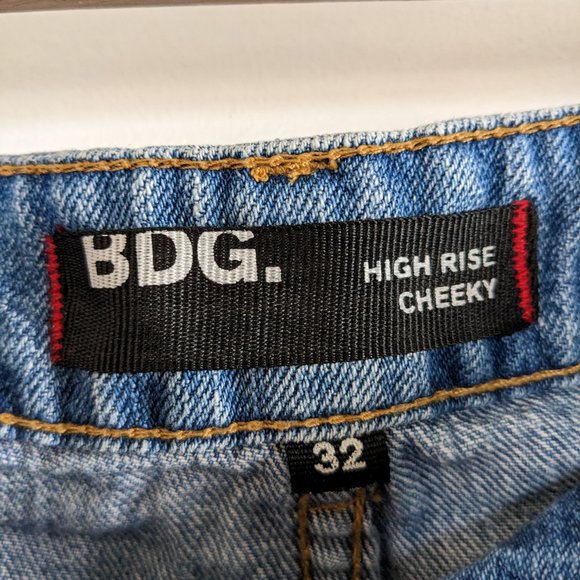 High Rise Denim Shorts - Picture 5 of 7